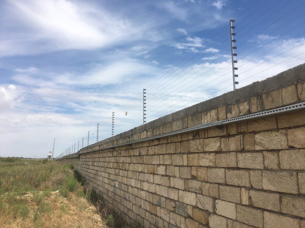 -شرکت تجدید بنا و توسعه کیش- تجدید بنا و توسعه کیش- تجدید بنا و توسعه کیش- حفاظت الکترونیک هوشمند و مدرن -سیستم های حفاظت پیرامونی مدرن و هوشمند-حصار الکتریکی هوشمند-فنس الکتریکی -الکتروفنسTBK-Tbkish-سیستم های حفاظت پیرامونی-سیستم های حفاظت الکترونیک-الکتروفنس-ساخت و تولید سیستم های حفاظت پیرامونی -الکتروفنس-